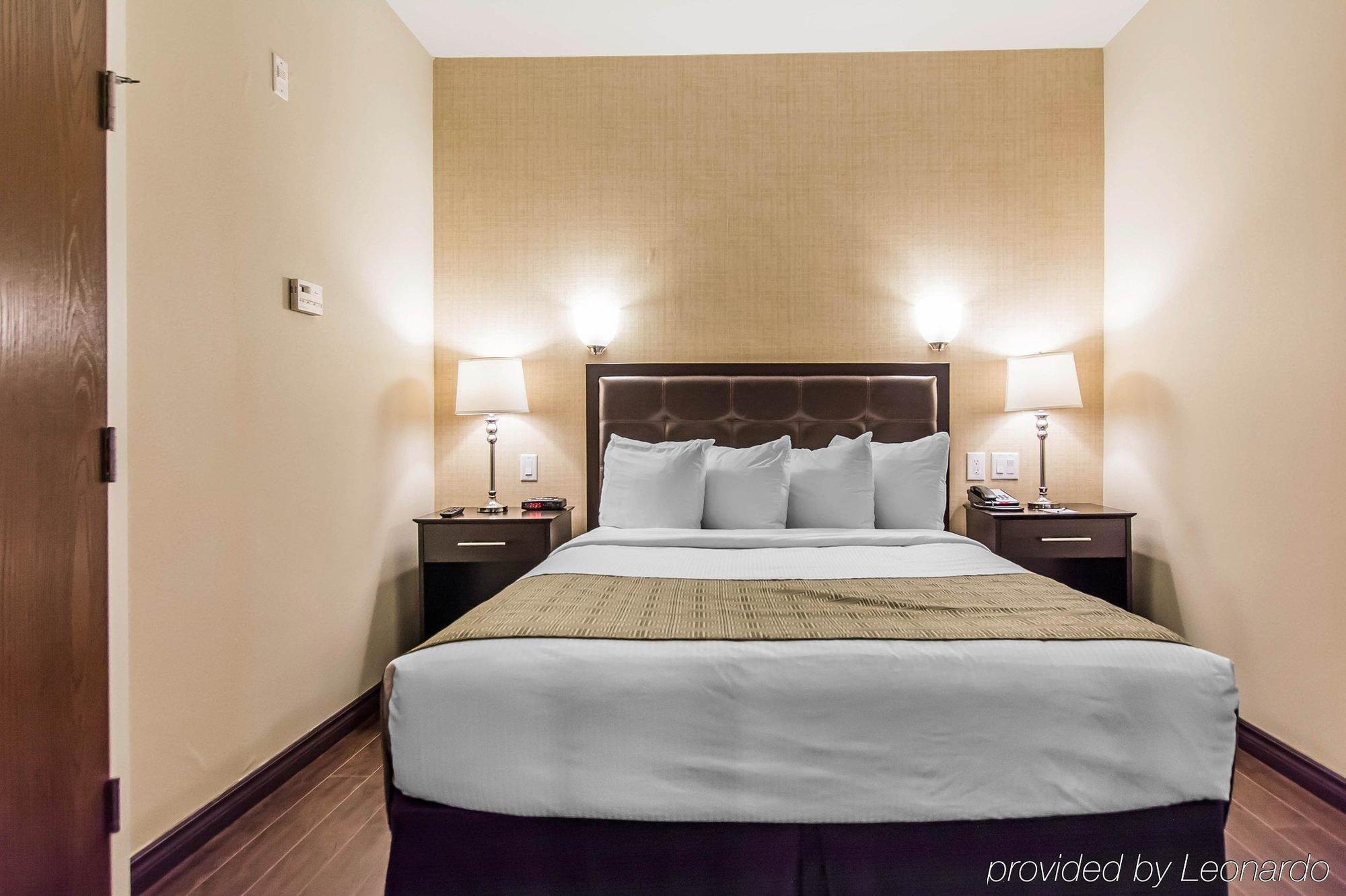 Quality Inn Moncton Buitenkant foto